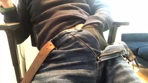 Snapshot of hello_mush chatting on January 2025 11:43:02 AM hello_mush online show from January 2025 11:43:02 AM