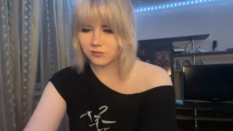 Snapshot of hellokinki chatting on July 2026 08:37:01 PM hellokinki online show from July 2026 08:37:01 PM