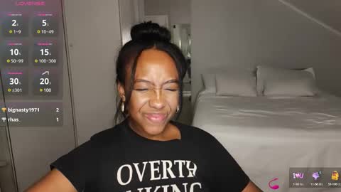 Snapshot of hellsd97 chatting on December 2024 03:04:01 AM hellsd97 online show from December 2024 03:04:01 AM