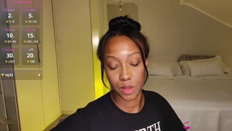 Snapshot of hellsd97 chatting on December 2024 02:53:01 AM hellsd97 online show from December 2024 02:53:01 AM