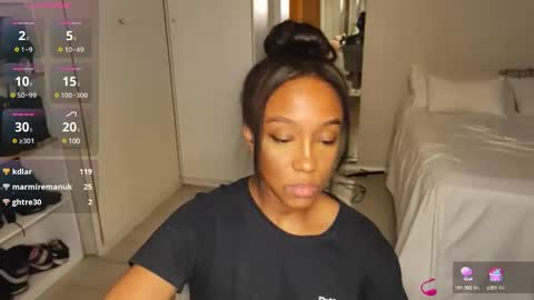 Snapshot of hellsd97 chatting on March 2025 03:53:02 AM hellsd97 online show from March 2025 03:53:02 AM