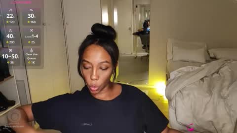 Snapshot of hellsd97 chatting on March 2025 03:11:01 AM hellsd97 online show from March 2025 03:11:01 AM