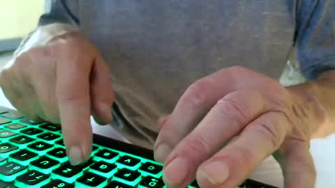 Snapshot of helvella chatting on July 2026 05:44:01 PM Helvell online show from July 2026 05:44:01 PM