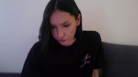 Eva online show from November 2025 03:31:01 AM