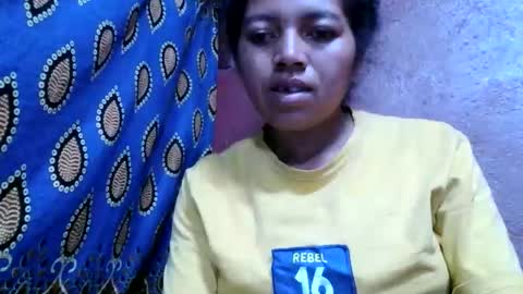 Snapshot of henitsaldy chatting on October 2025 07:02:01 PM henitsaldy online show from October 2025 07:02:01 PM