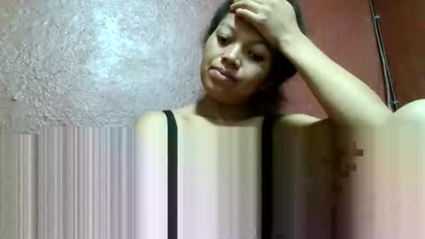 Snapshot of henitsaldy chatting on February 2026 06:12:02 AM henitsaldy online show from February 2026 06:12:02 AM