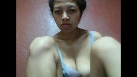 Snapshot of henitsaldy chatting on March 2026 05:08:02 AM henitsaldy online show from March 2026 05:08:02 AM