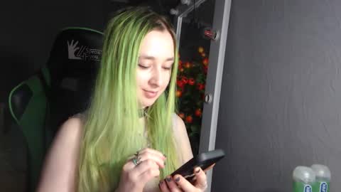 Snapshot of hentaishiing chatting on December 2024 03:04:01 PM Hentaishiing online show from December 2024 03:04:01 PM