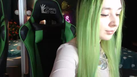 Snapshot of hentaishiing chatting on February 2025 06:48:01 PM Hentaishiing online show from February 2025 06:48:01 PM