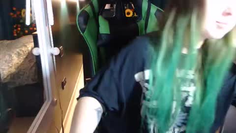 Hentaishiing online show from May 2026 02:23:01 PM