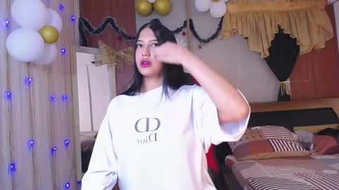 HERA online show from December 2025 07:01:02 PM