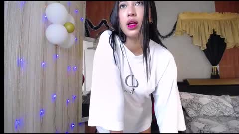 HERA online show from December 2025 08:06:01 PM