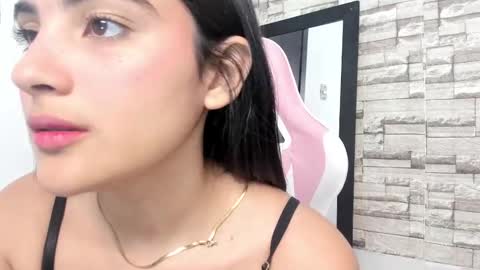 hera_elis online show from December 2024 07:32:02 PM