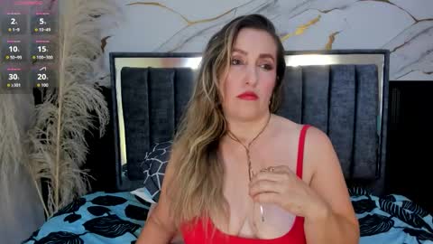 Hera godes online show from September 2025 09:20:02 PM