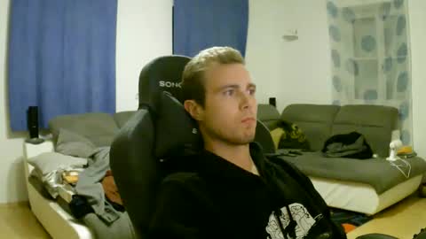 John Pearl online show from April 2026 08:15:02 PM