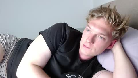 Snapshot of hercules__ chatting on February 2026 03:21:02 PM Gregblonde Alextattoo online show from February 2026 03:21:02 PM