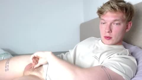 Snapshot of hercules__ chatting on February 2026 02:27:02 PM Gregblonde Alextattoo online show from February 2026 02:27:02 PM