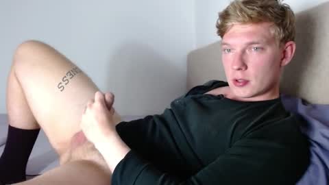 Snapshot of hercules__ chatting on February 2026 01:38:02 PM Gregblonde Alextattoo online show from February 2026 01:38:02 PM