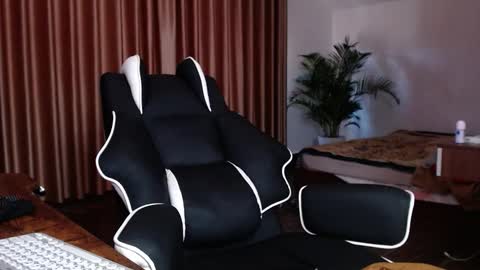 Snapshot of hercules__ chatting on February 2026 03:01:01 AM Gregblonde Alextattoo online show from February 2026 03:01:01 AM