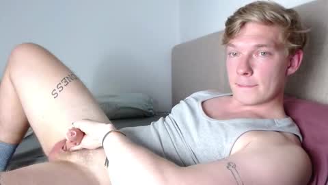 Snapshot of hercules__ chatting on March 2026 02:10:01 PM Gregblonde Alextattoo online show from March 2026 02:10:01 PM
