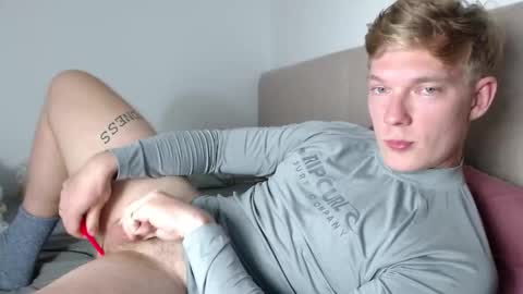 Snapshot of hercules__ chatting on March 2026 03:06:01 PM Gregblonde Alextattoo online show from March 2026 03:06:01 PM