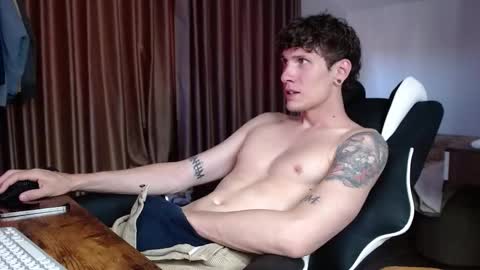 Snapshot of hercules__ chatting on March 2026 02:16:01 AM Gregblonde Alextattoo online show from March 2026 02:16:01 AM