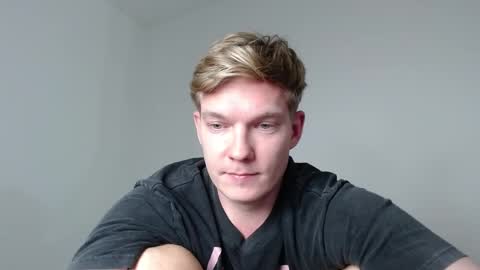 Snapshot of hercules__ chatting on March 2026 04:12:02 PM Gregblonde Alextattoo online show from March 2026 04:12:02 PM