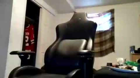 Snapshot of hereforbootyyy chatting on January 2025 01:52:02 PM Hereforbootyyyy online show from January 2025 01:52:02 PM