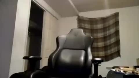 Snapshot of hereforbootyyy chatting on February 2025 07:42:02 AM Hereforbootyyyy online show from February 2025 07:42:02 AM