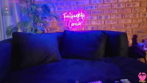 Snapshot of herjourneyxoxo chatting on September 2025 07:46:01 AM HerJourneyXoXo online show from September 2025 07:46:01 AM