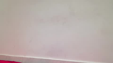 Charlotte Y Crystal online show from December 2025 12:22:02 PM