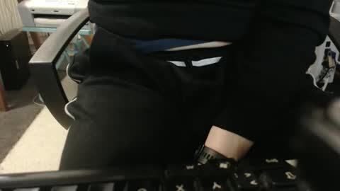 Snapshot of hero0111 chatting on December 2024 09:52:01 AM hero0111 online show from December 2024 09:52:01 AM