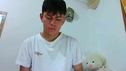 valentin 123 online show from May 2026 10:34:01 AM