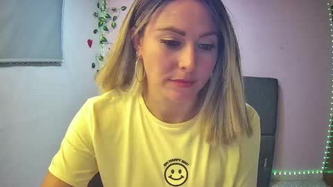 Hestesiaxx online show from December 2024 01:14:01 AM