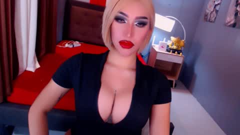 Snapshot of hestiaprytanei chatting on May 2026 12:32:02 PM bry online show from May 2026 12:32:02 PM