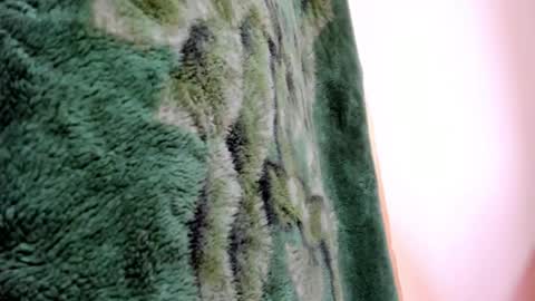 Snapshot of hesttia_ chatting on September 2025 10:04:01 PM hesttia_ online show from September 2025 10:04:01 PM