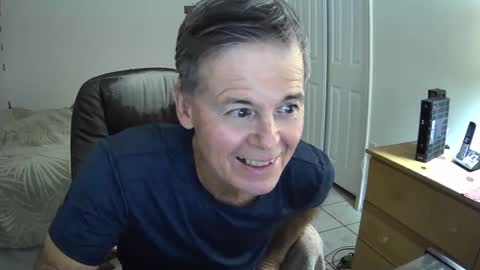 hewes1 online show from January 2025 08:04:01 PM