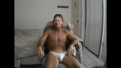 hewes1 online show from October 2025 05:19:01 AM