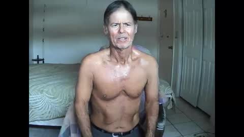 hewes1 online show from February 2026 01:18:01 PM