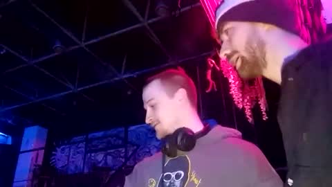 Arnold online show from December 2024 08:17:02 PM