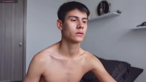 hey_cesard online show from February 2025 01:21:02 PM