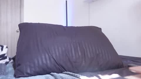 hey_cesard online show from February 2025 06:58:02 PM