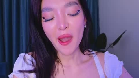 Audrey online show from February 2025 05:50:01 PM