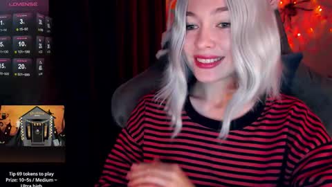  Nora  online show from November 2025 12:18:02 PM