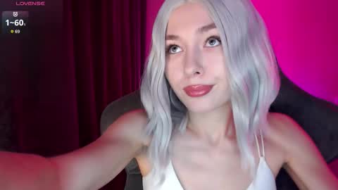  Nora  online show from February 2026 01:07:02 PM