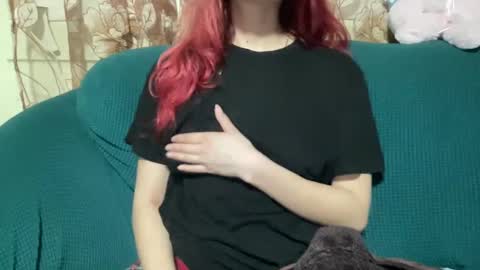 Snapshot of heybluebabe chatting on February 2025 07:07:02 AM Blue  online show from February 2025 07:07:02 AM