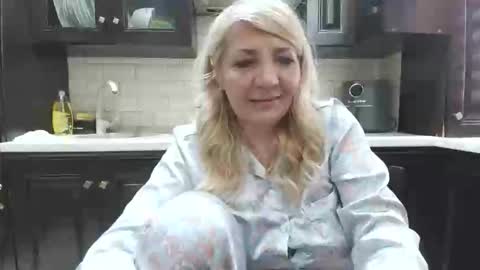 Heyheygrey online show from April 2026 01:47:01 PM