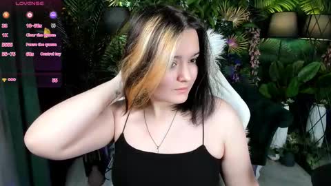 Amazing Mary  online show from November 2025 11:21:02 AM