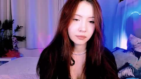 Lina online show from December 2025 08:35:01 PM