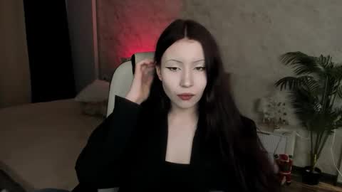 Lina online show from January 2026 08:12:01 PM